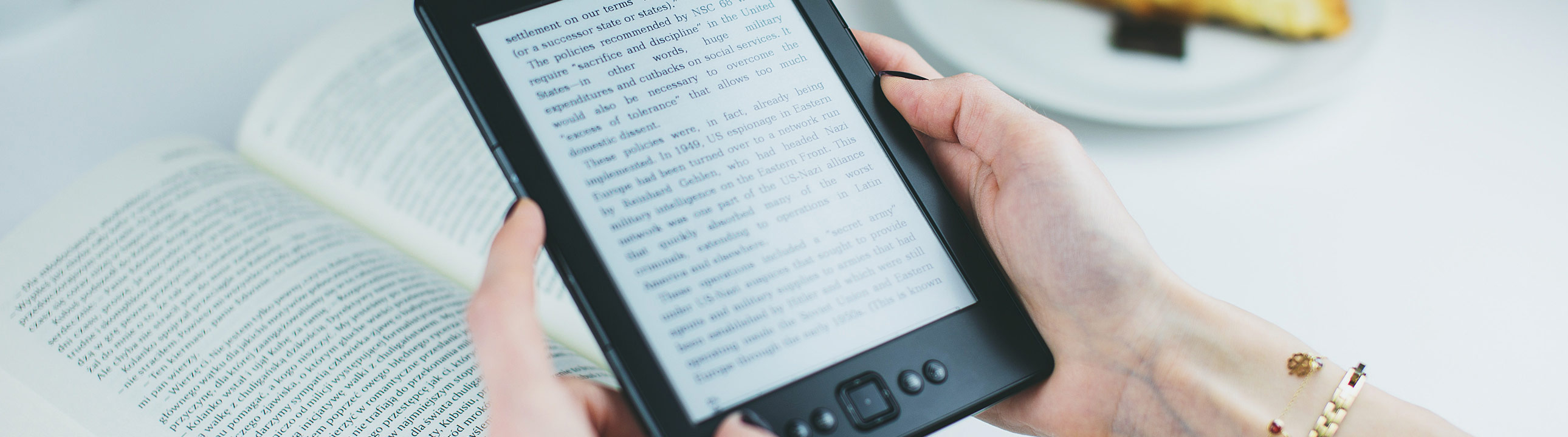 Hero_Library_Library_Electronic_Books@2x
