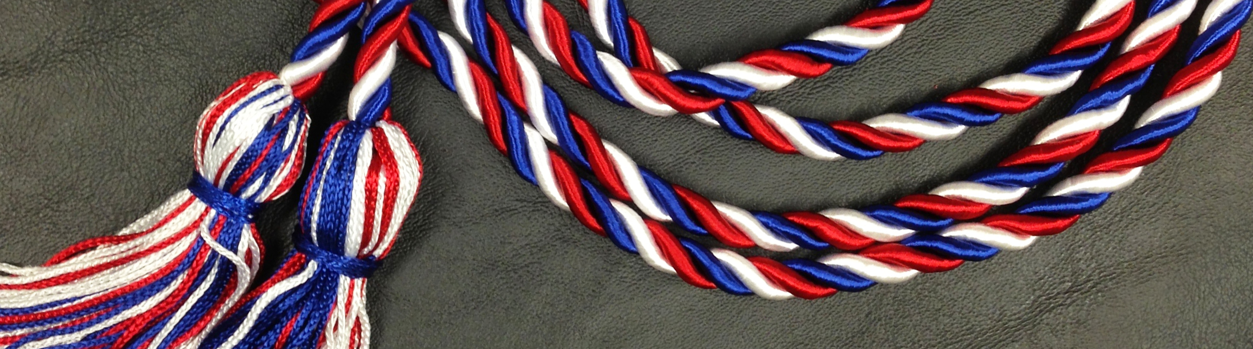 Hero_Resources_Campus-resources-Honor-cords@2x