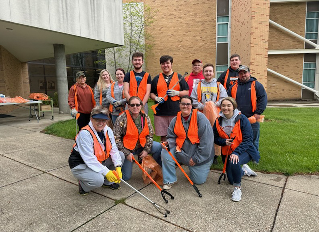 WVU Parkersburg’s Phi Theta Kappa sponsored Adopt-a-Highway Clean-Up event