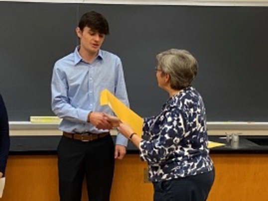 Student Spotlight: Brady McMullen receives Organic Chemistry Award